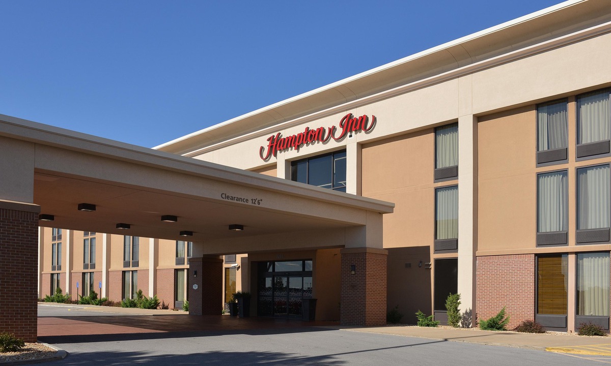 Springfield Hotel | Hampton Inn Springfield-South