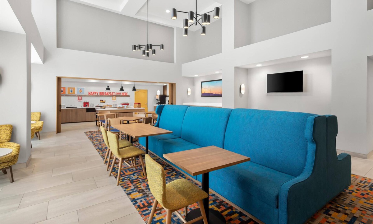 New Castle Hotel | Hampton Inn & Suites New Castle