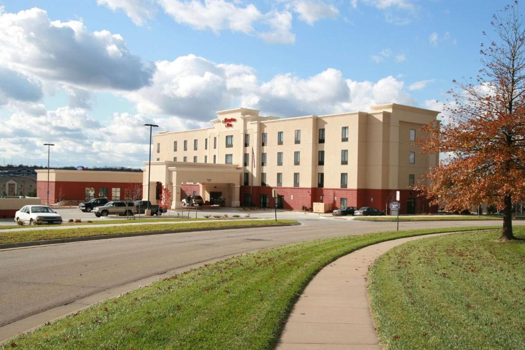 Topeka Hotel | Hampton Inn Topeka