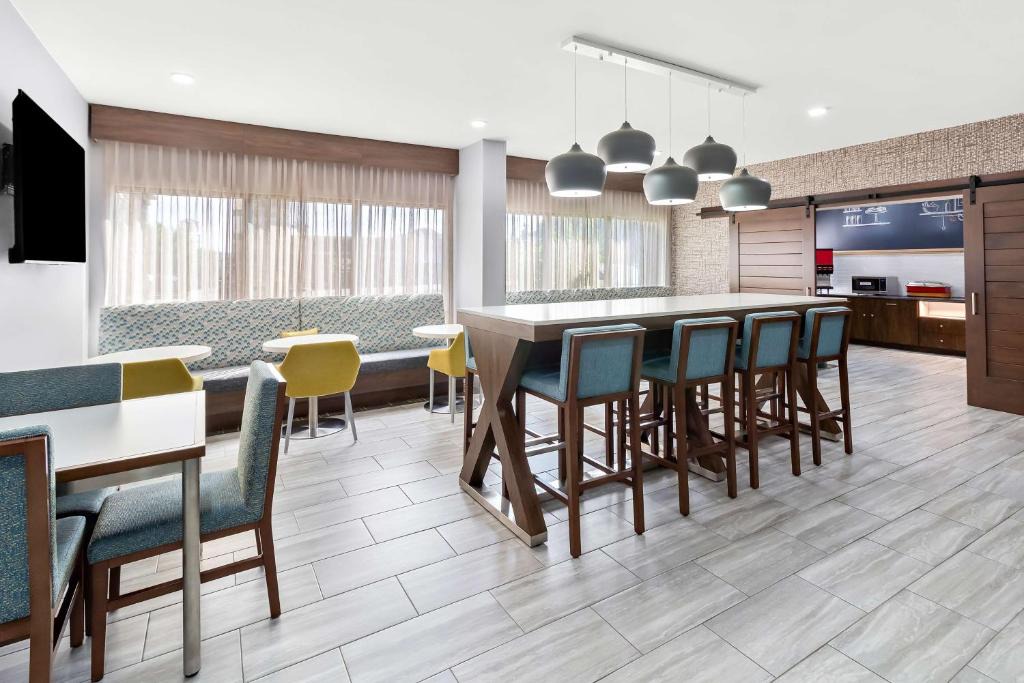 Washington Hotel | Hampton Inn Washington