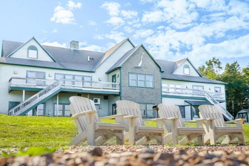 Southwest Harbor Resort | Harbor Ridge