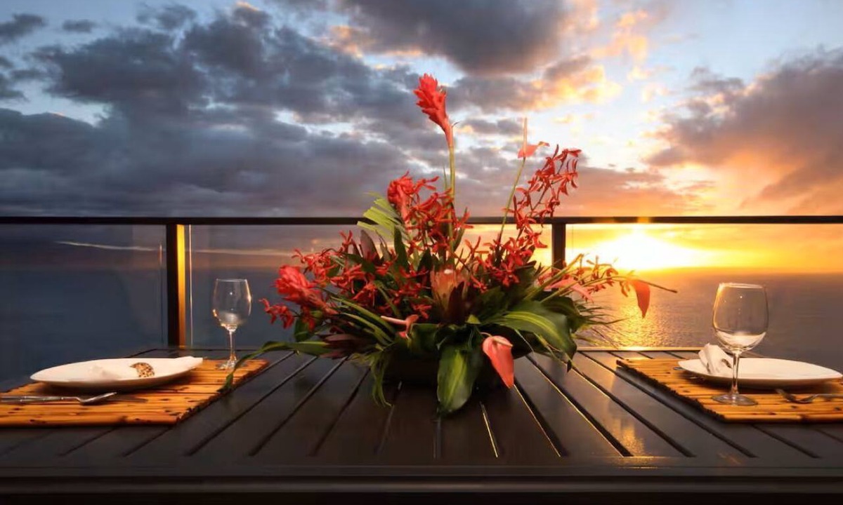 Kahana Condo | Hear the Waves, See the Islands and Turtles from the Lanai. Welcome to Maui