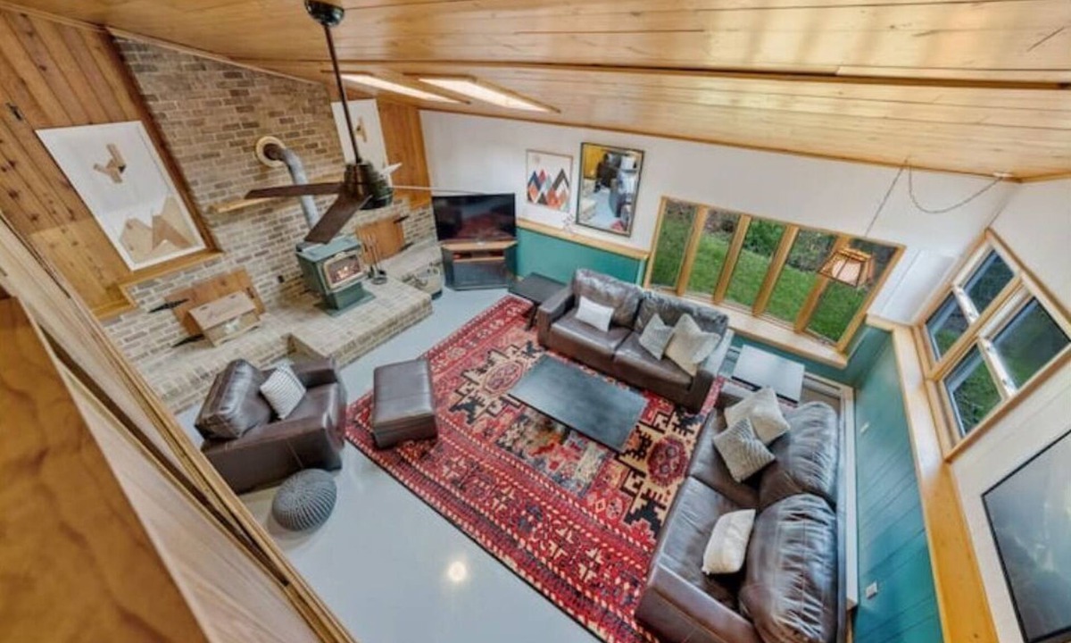 Lancaster Cabin | Hidden Hideaway