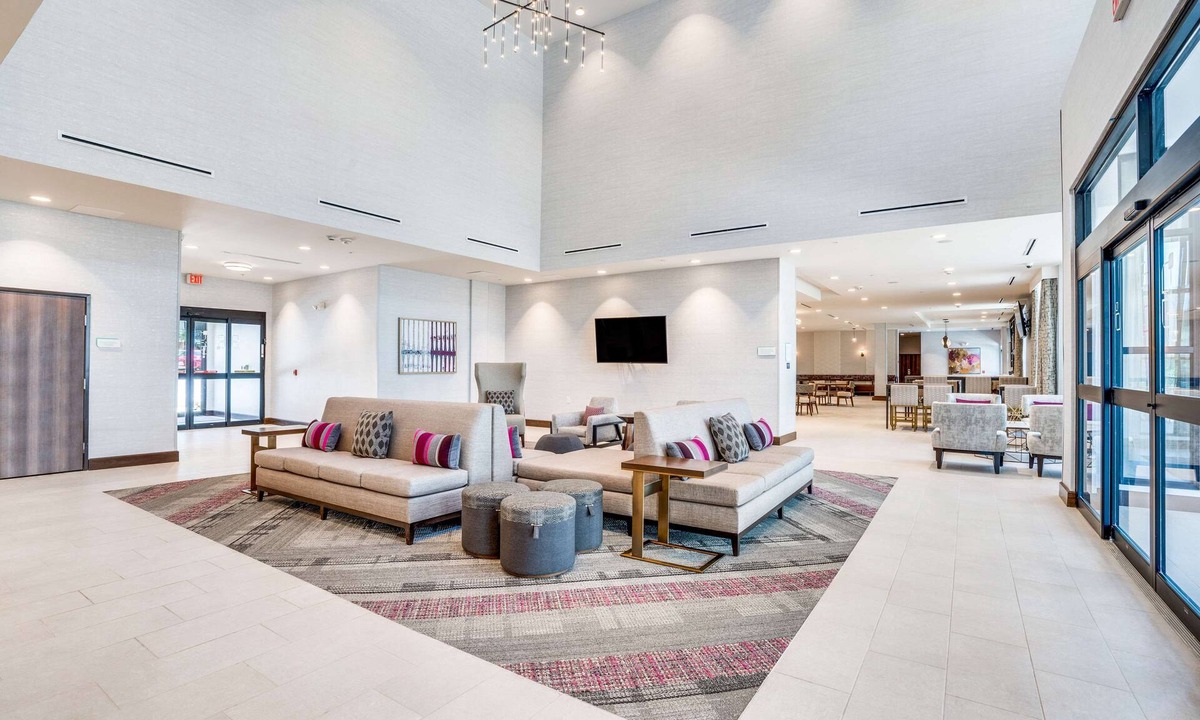 Vickery Meadow Hotel | Hilton Garden Inn North Dallas Central Expy
