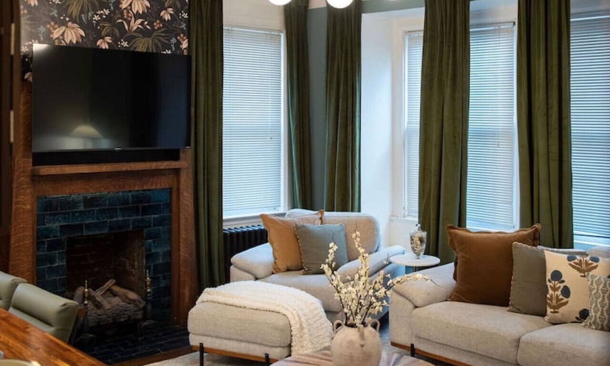 Bloomfield House | Historic Gem | Soaking Tub Fire Pit EV Charger