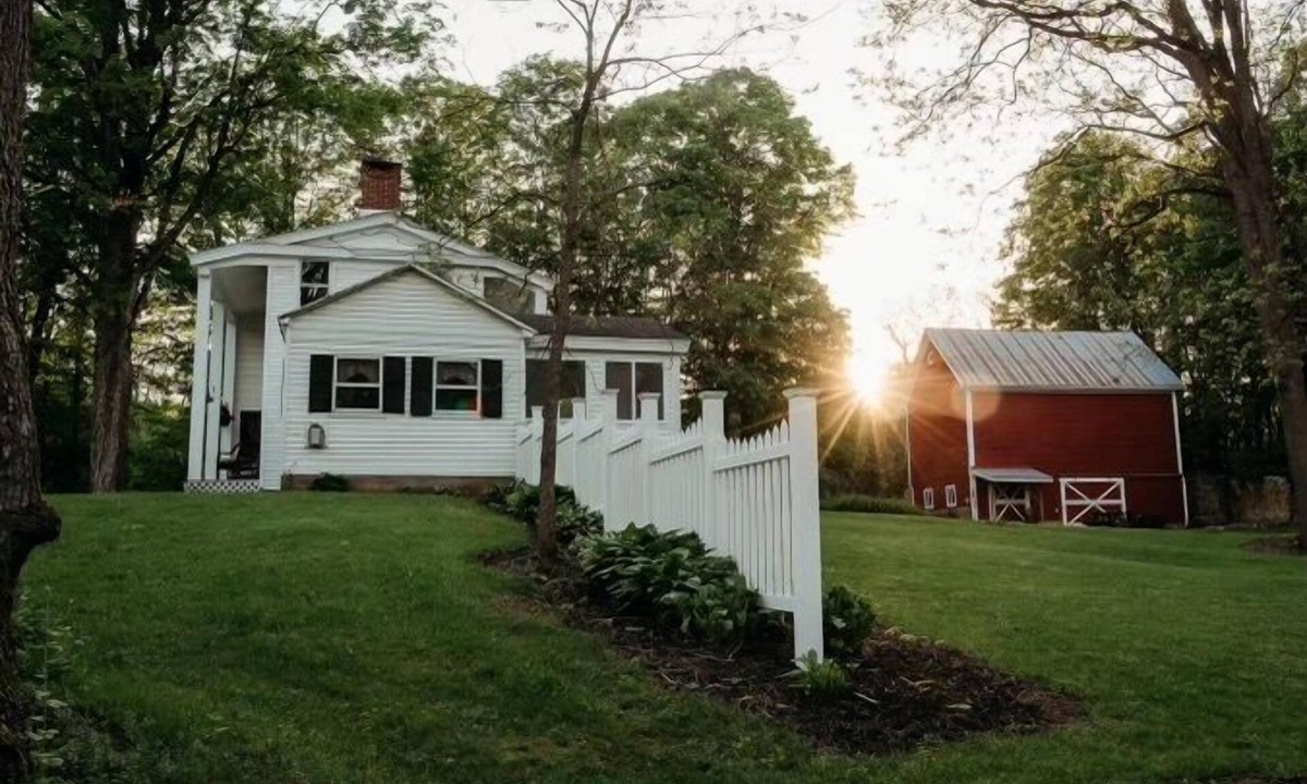 Greenfield Center House | Historic LaMothe Landing & Farmhouse|SPAC|Track|
