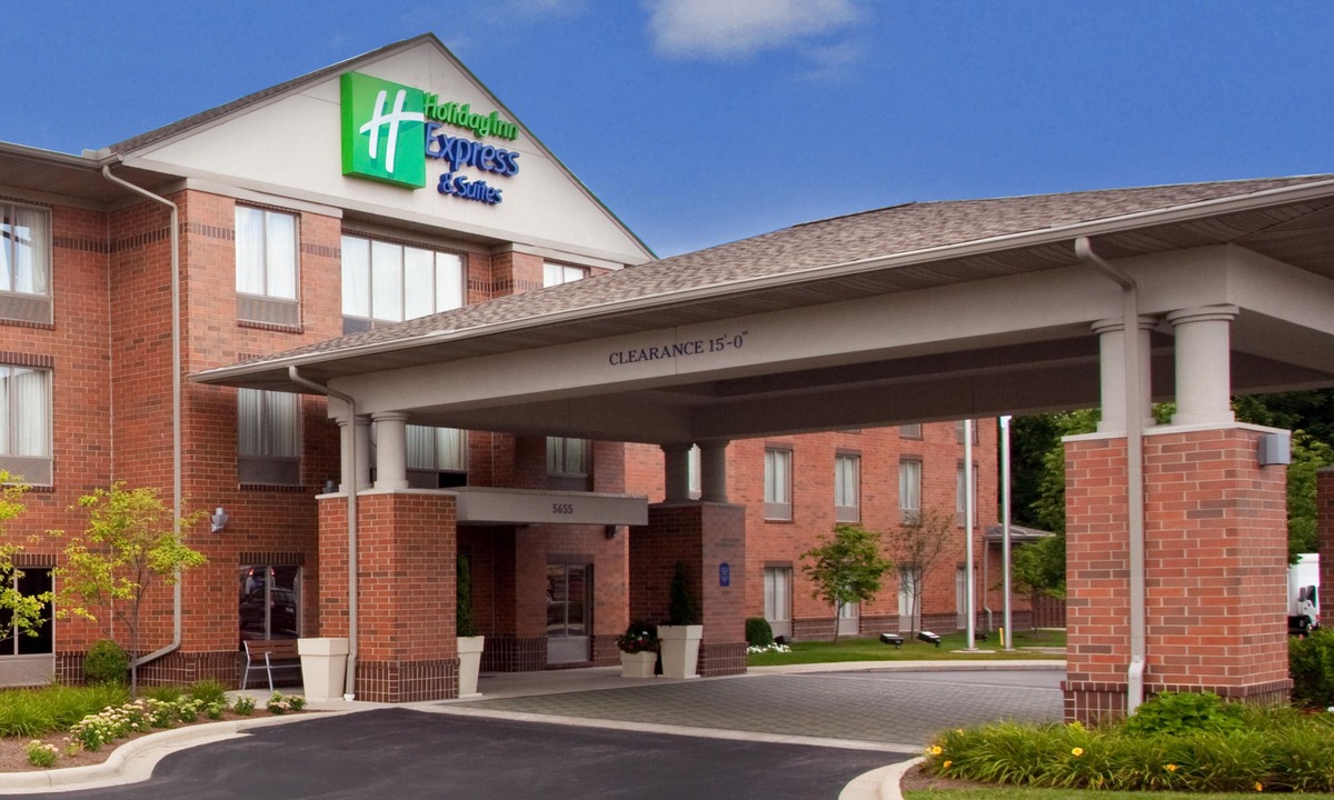 Kettering Hotel | Holiday Inn Express Hotel & Suites Dayton-Centerville, an Ihg Hotel