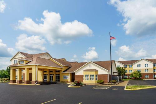 Rochester Hotel | Homewood Suites by Hilton Rochester Henrietta