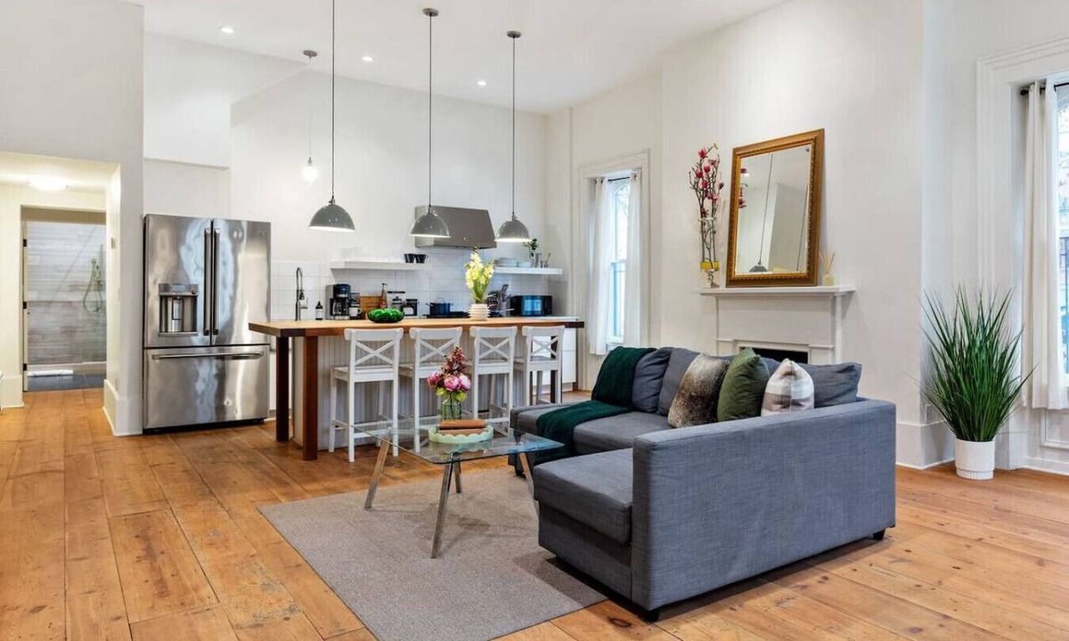 Central Northside Villa | ★HostWise Stays★ 1st Floor | No Stairs | Mexican War Streets | Free Parking