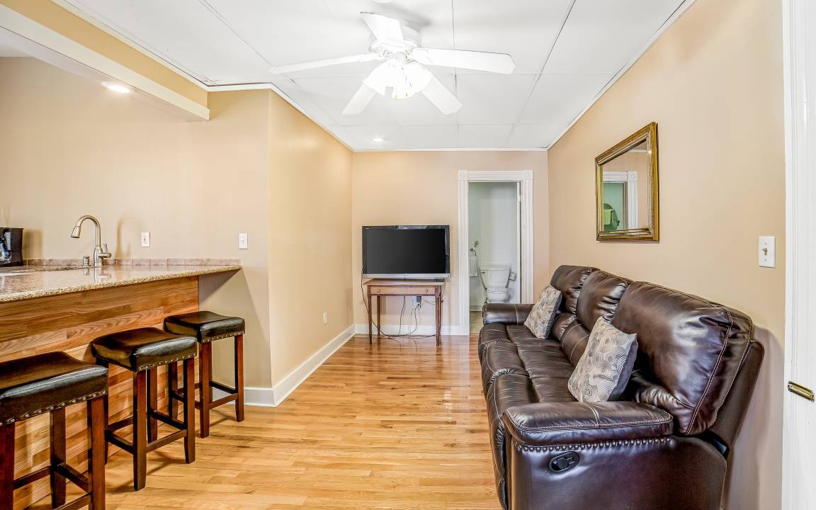 Hammondsport Hotel | Hotel ∙ Village Tavern Inn - Main