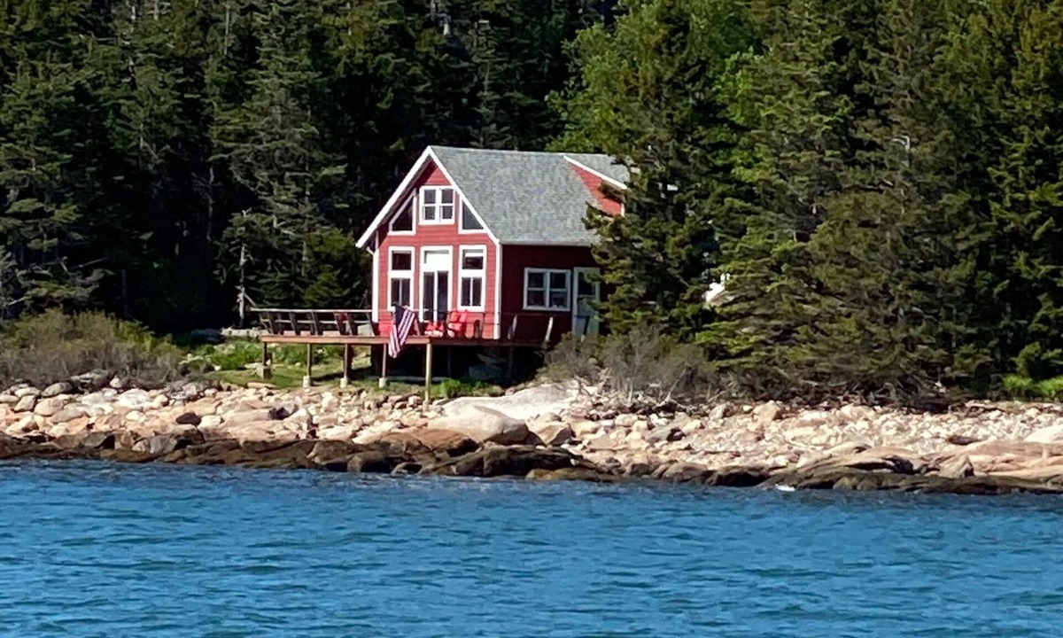 Stonington Cabin | House at the Point: Off-Grid Oceanfront Cabin