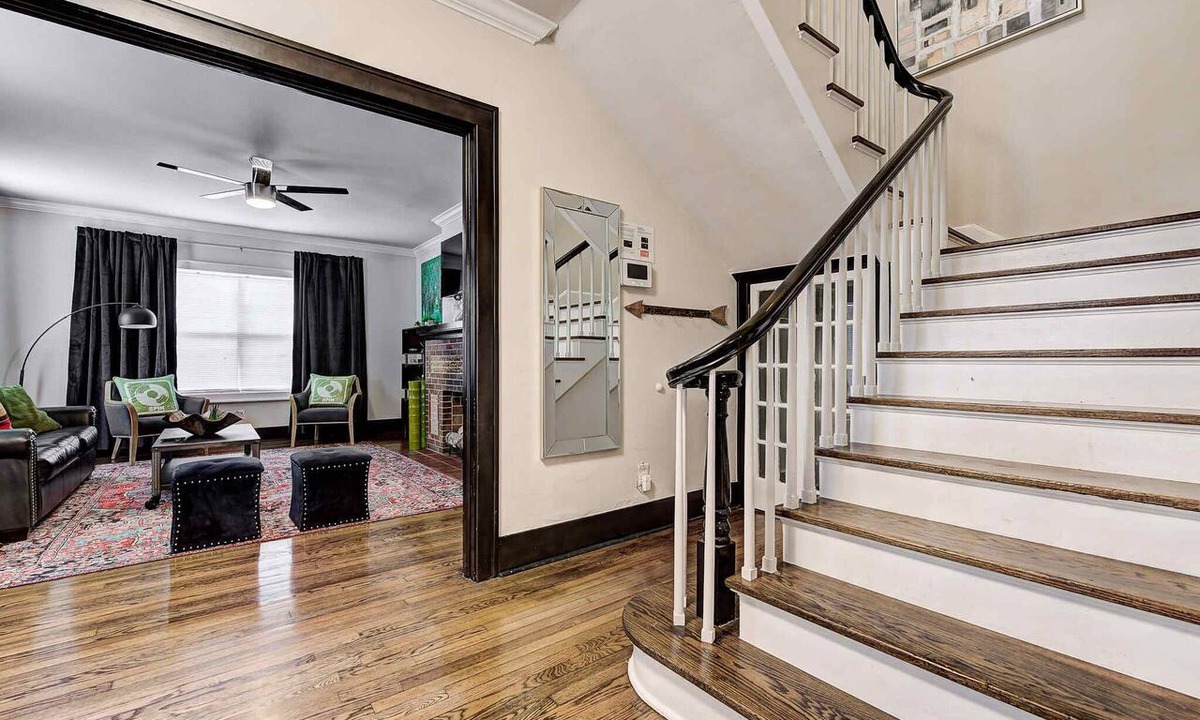 Lincoln Terrace Apartment | Howes Capitol II-Sleek & spacious-walk to OU Med
