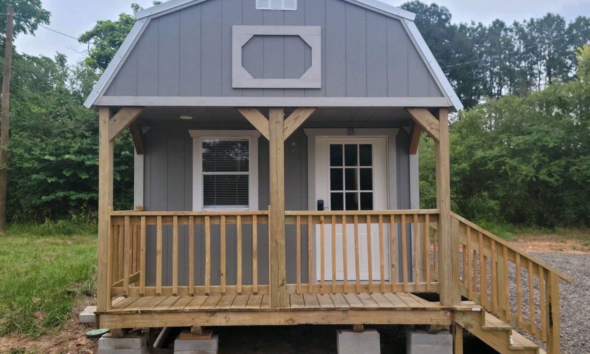 Jerusalem Cabin | JB's Cabin