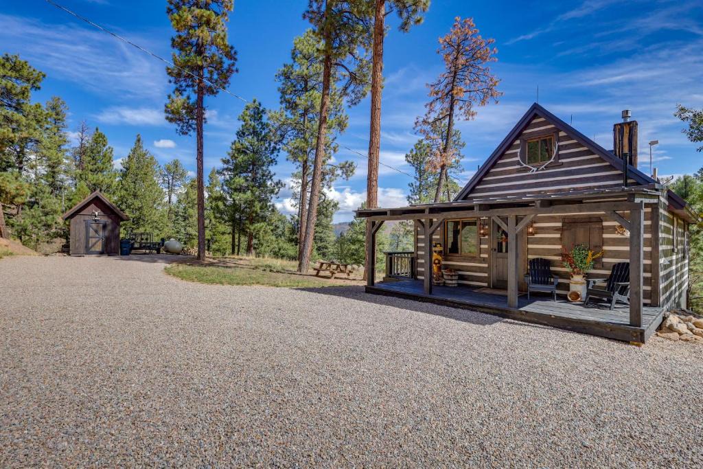 Jemez Springs House | Jemez Springs Cabin w/Stunning Mtn Views!