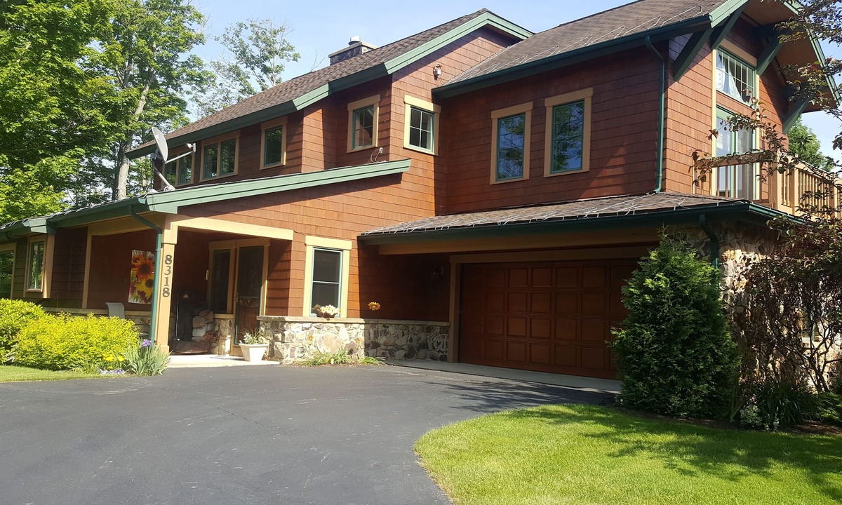Clymer Condo | JULY 4th SPECIAL. 3rd night for $250. Limit 8 guests.