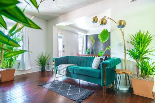 Short North House | Jungle House Boutique Suites - Short North & Convention Center