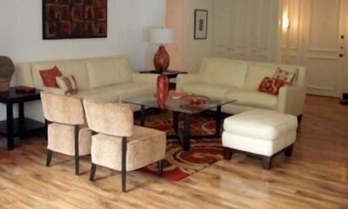 Waialae Iki Condo | Kahala Beach Ocean Front & Pool View