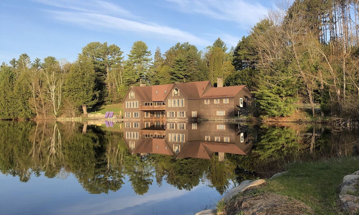 Lake George Cabin | Lake Front Estate