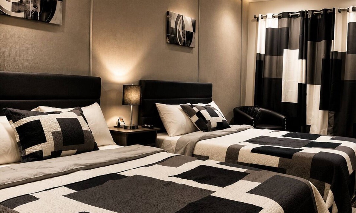 South Glens Falls Hotel | Lake George Residence LLC