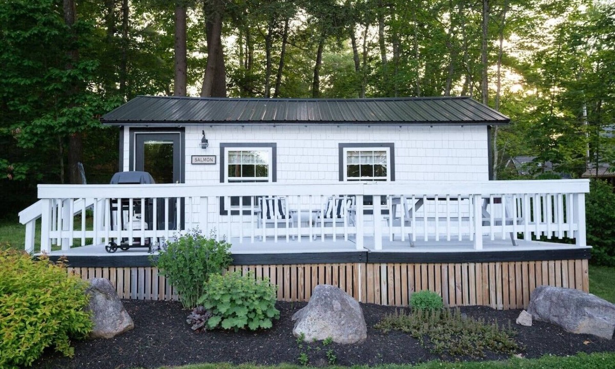 Sebago Cabin | Lake Trout Cottage on the Stunning West Shore of Sebago Lake