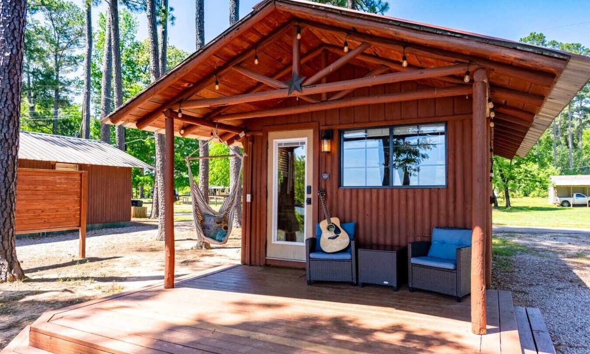 Hemphill Cabin | Lakefront Cedar Cabin on Toledo Bend w/pier, boat ramp, firepit, grill,Pets OK