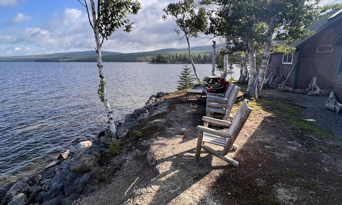 Rangeley Plantation Cabin | Lakeside cabin
