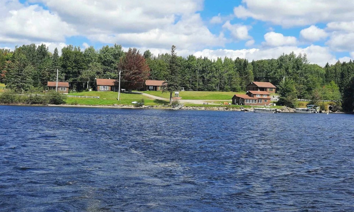 Pittsburg Cabin | Lakeview 1 — First Lake Access 2 Bedrooms Sleeps 4 Dock Space Snowmobile Trail
