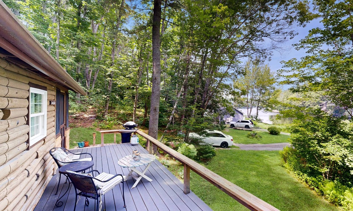 Boothbay Cabin | Lakeview Cabin with Private Deck, Grill, & Fireplace + Free WiFi - Close to Town