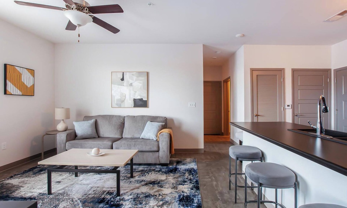 Springfield Apartment | Landing | Beautiful 2BD, Courtyard