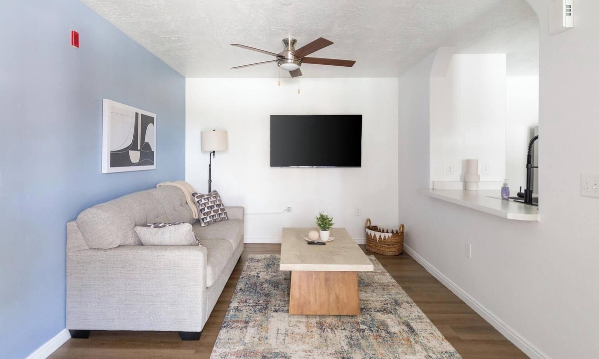 Herriman Apartment | Landing | Beautiful 2BD, Game Room, Gym