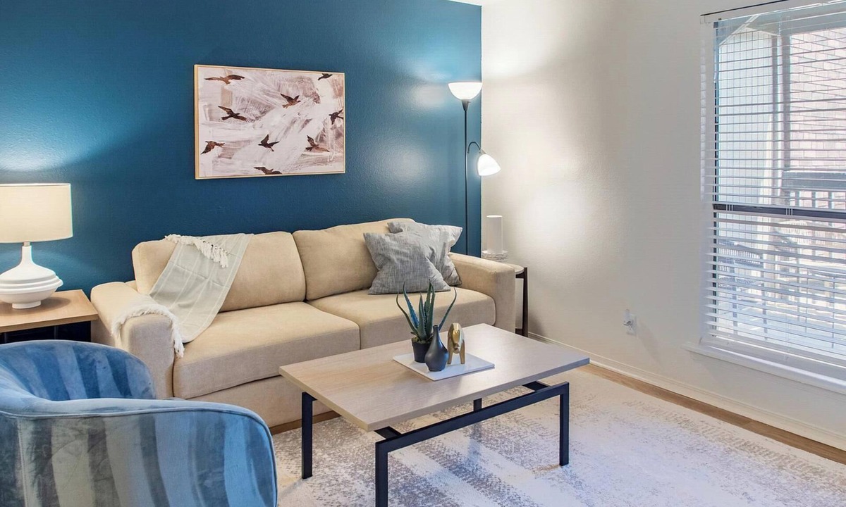 South Tulsa Apartment | Landing | Spectacular 1BD, Clubhouse, Pool