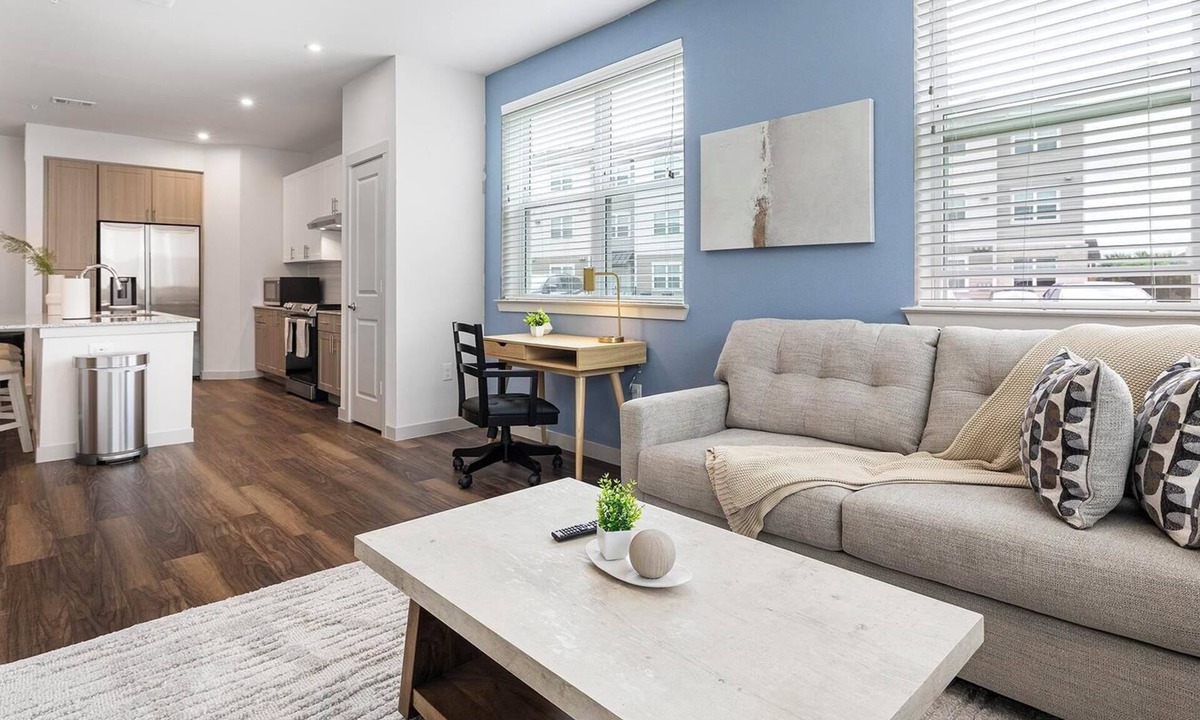 Fate Apartment | Landing | Stylish 1BD, Clubhouse, Pool