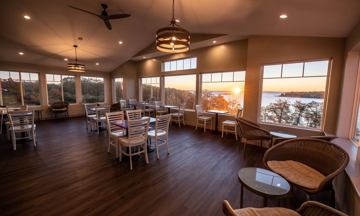 Rockport Hotel | Ledges by the Bay