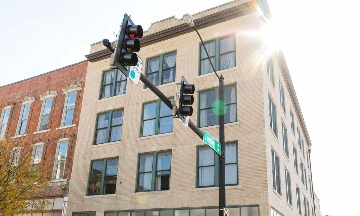 Downtown Springfield Apartment | Loft on Route 66 Downtown Springfield