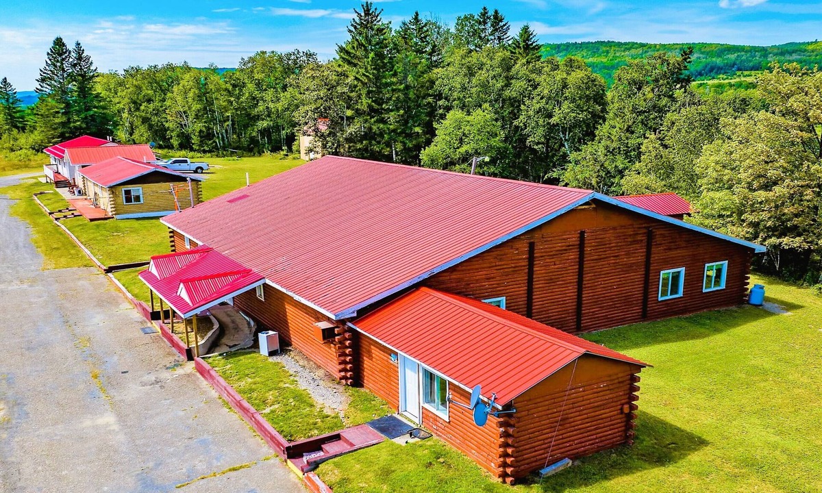 Fort Kent Hotel | Love Hotels St John River by OYO at Fort Kent ME