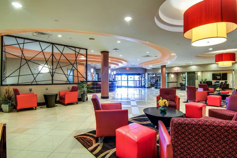 South Arlington Hotel | Lux Hotel and Spa Trademark Collection by Wyndham