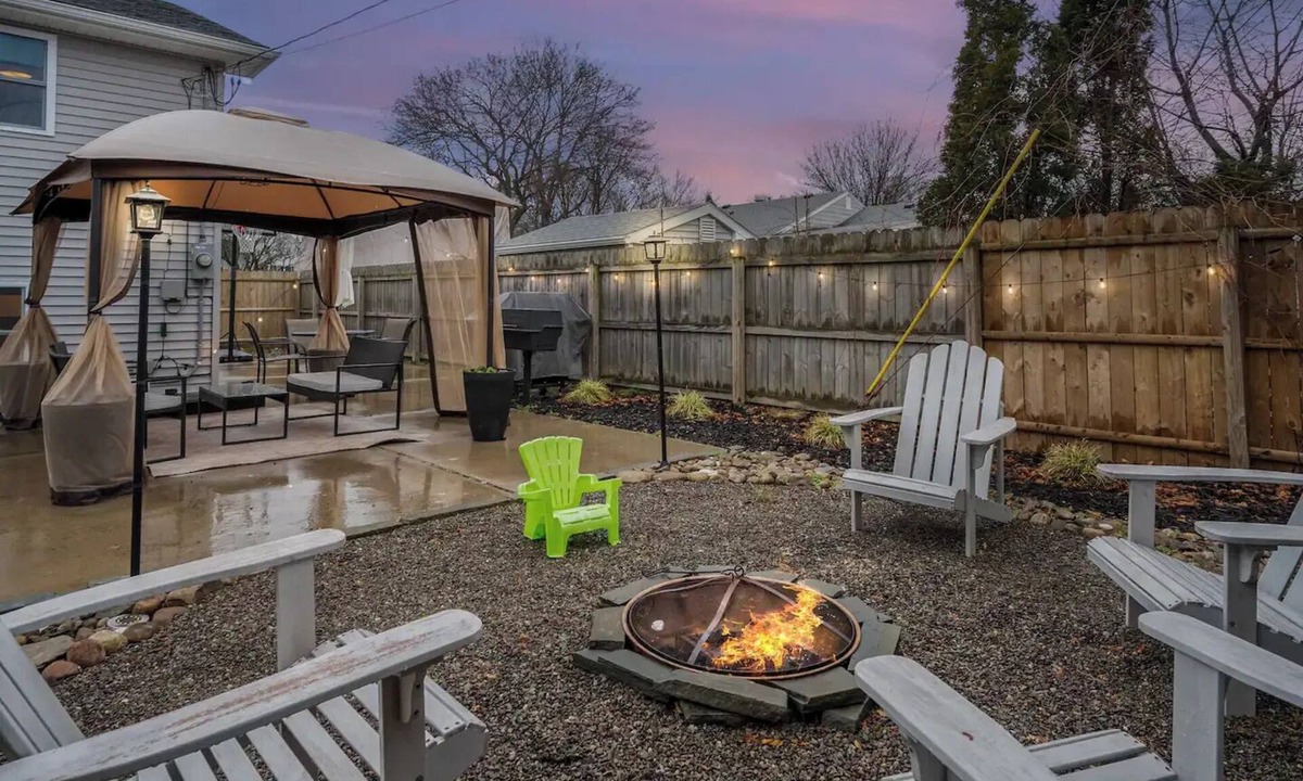 East Irondequoit House | Luxury 2500 sq ft💎Spacious💎Weddings💎Near water