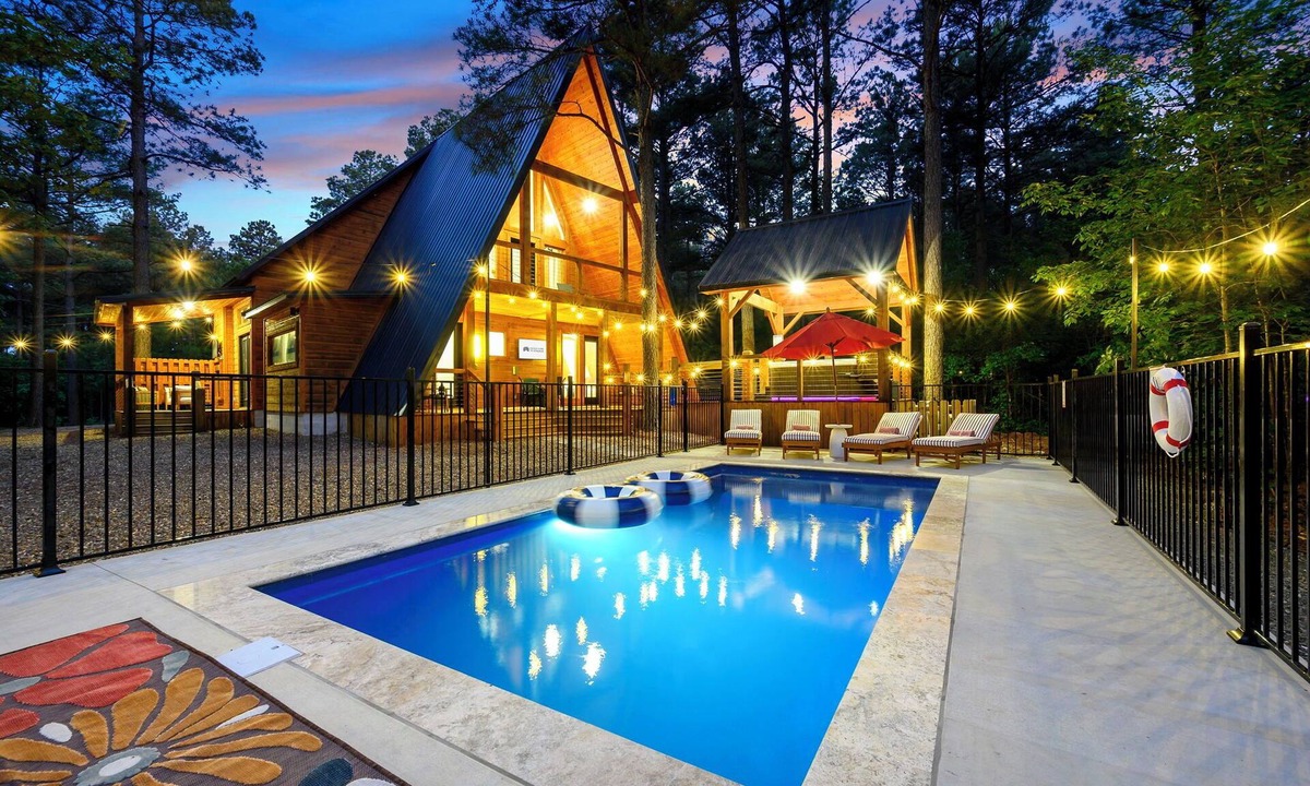Pickens Cabin | Luxury A-Frame Retreat - Pool - Hot Tub - Fire Pit - Bring your ATVs - Sleeps 12