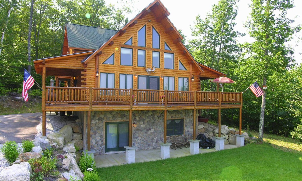 Conway Cabin | LUXURY LOG Cabin. BEST Views of Mt. Washington & Chocorua. Close To Everything!
