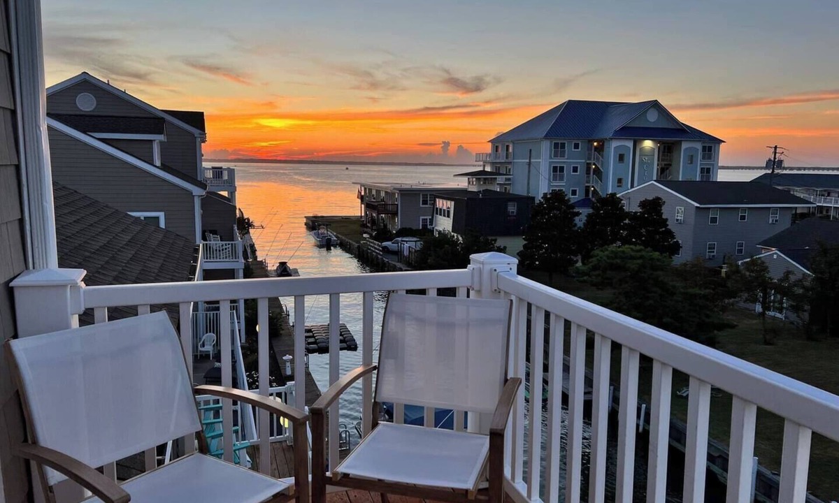 Midtown Ocean City House | Luxury Waterfront Oasis with Pool & Beach Access
