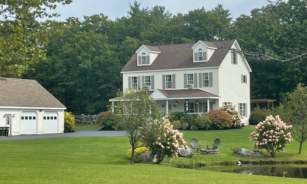 Wiscasset House | Maine Village Properties 5 AC units, sleeps 16