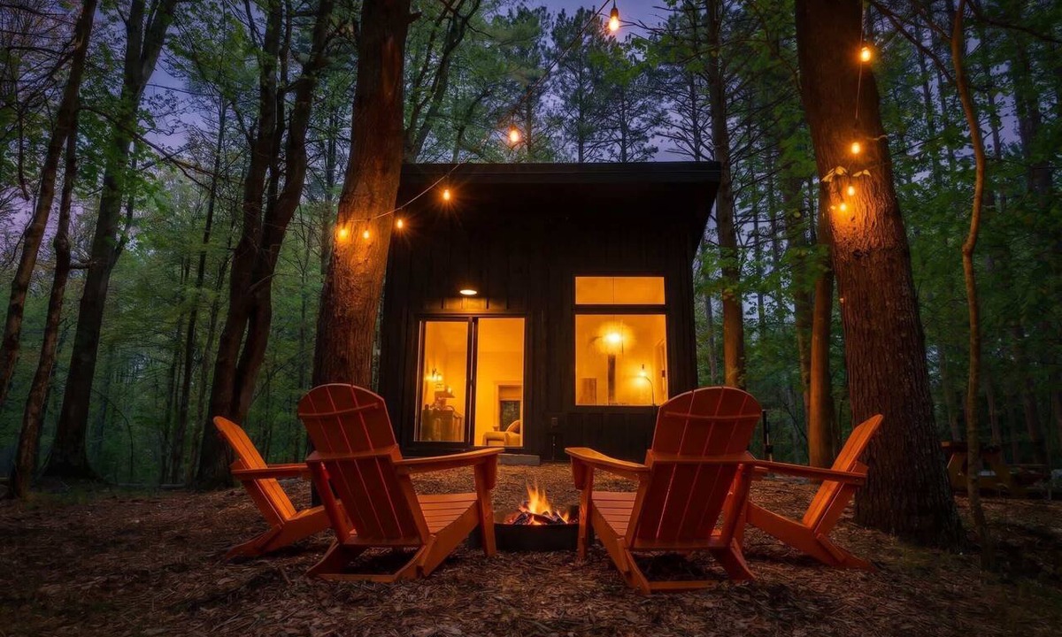 Freeport Cabin | Modern cabin w/full bath & kitchenette - 03