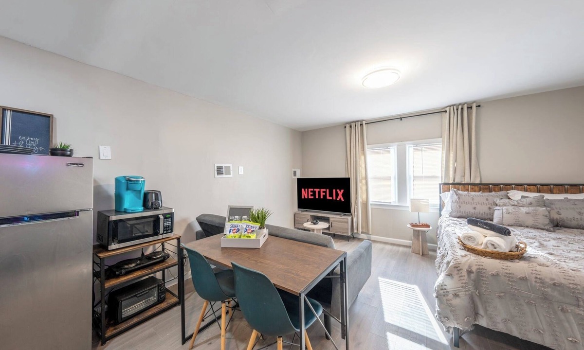 West Orange Apartment | Modern & Cozy Studio with Luxe Spa-Like Bathroom, Close to NYC+Major attractions