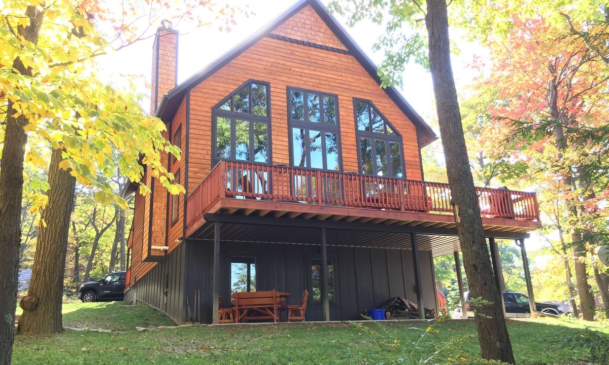 Claysburg House | Modern Mountain Retreat on Blue Knob Mountain - Ski, Hike, Bike, or Just Relax!