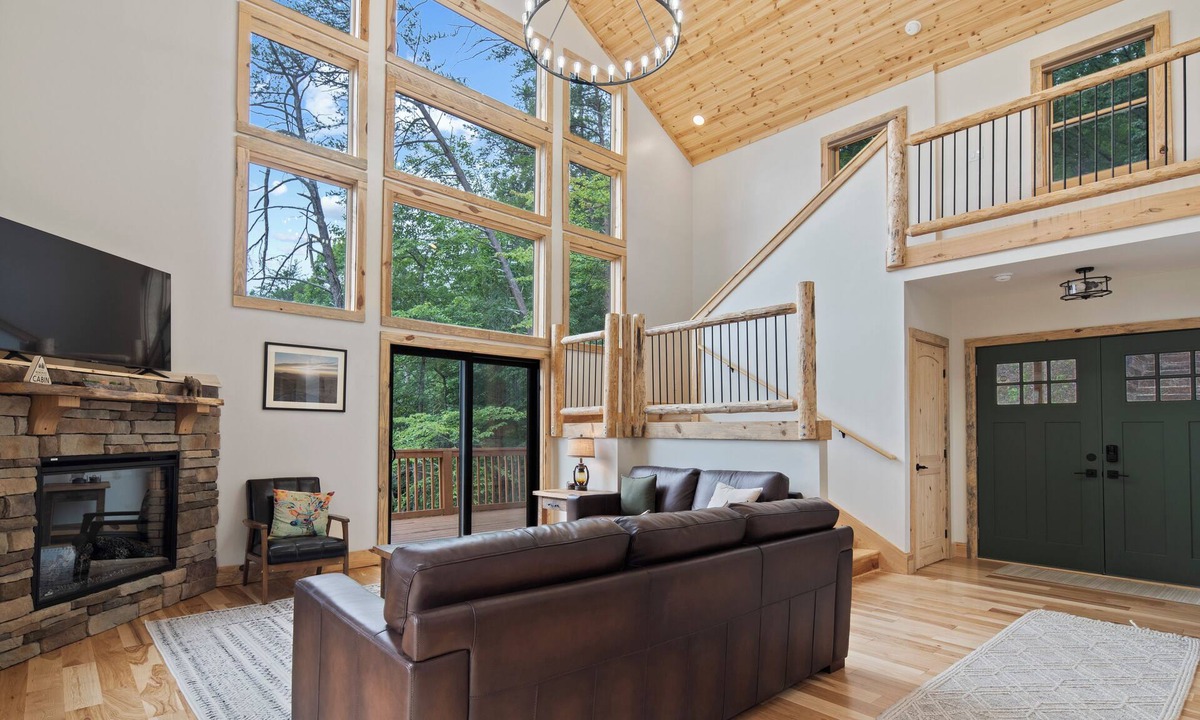 Lake Lure Cabin | Mountain View Lodge - Hot Tub, Game Room & Rumbling Bald Access, Sleeps 11