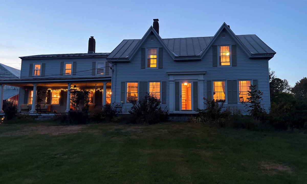 Oakland House | My Valhalla Farm