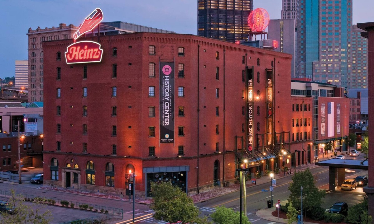 Manchester Apartment | New 1 bed/1 bath: Close to Stadiums & Downtown