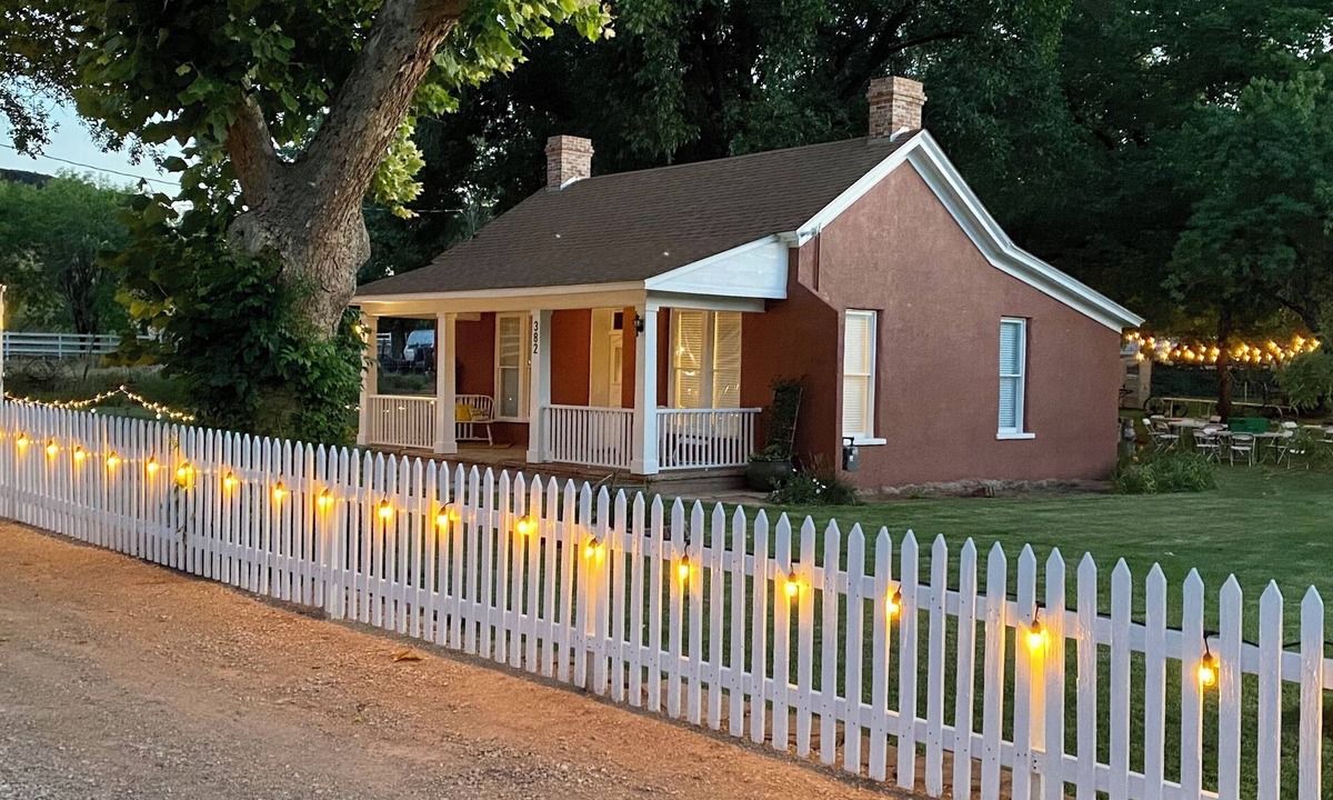 La Verkin Cottage | Newly restored historical cottage near Zion National Park.