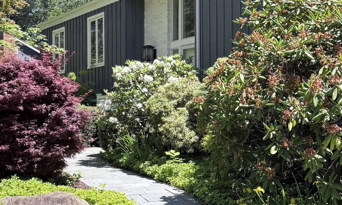 Baiting Hollow House | North Fork Gem: Walk to beach, easy access to the Hamptons, sleeps 8. RP26-122