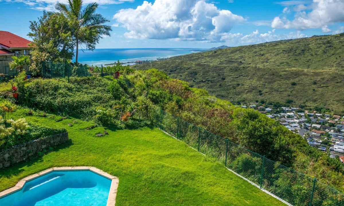 Hawaii Kai House | Ocean views and Private pool - Mariners Ridge Home
